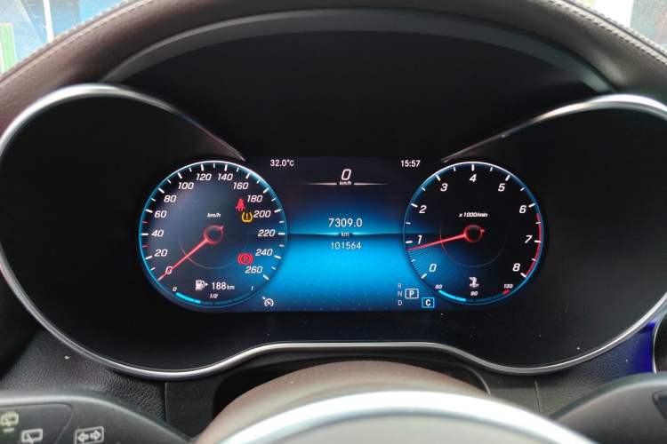 Used Mercedes-Benz GLC 2021 GLC 260 L 4MATIC Luxury Model Instrument Cluster