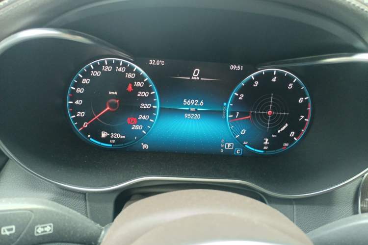 Used Mercedes-Benz GLC 2021 GLC 260 L 4MATIC Luxury Model Instrument Cluster