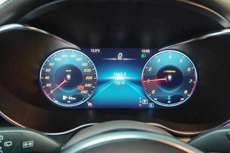 Used Mercedes-Benz GLC 2021 GLC 260 L 4MATIC Luxury Model Instrument Cluster