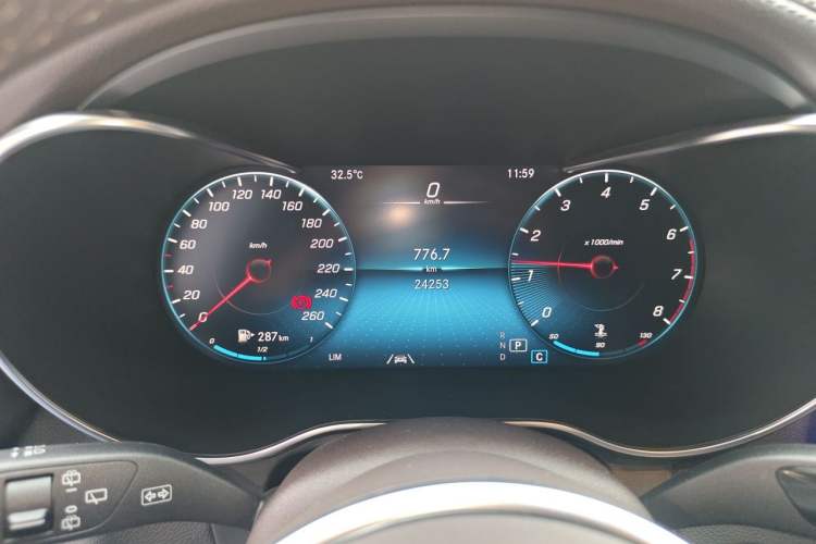 Used Mercedes-Benz GLC 2021 GLC 300 L 4MATIC Luxury Model Instrument Cluster
