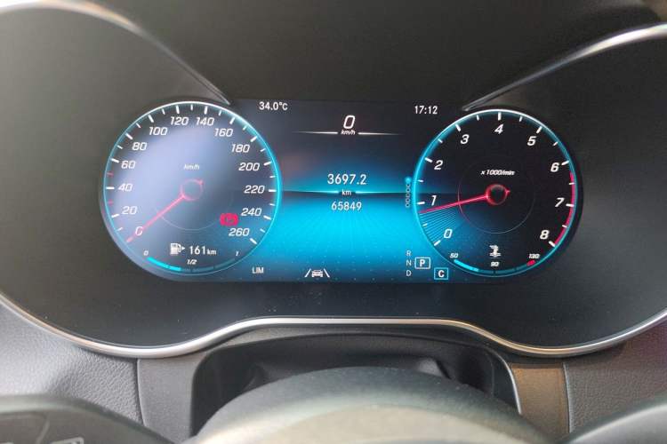 Used Mercedes-Benz GLC 2021 GLC 300 L 4MATIC Dynamic Model Instrument Cluster
