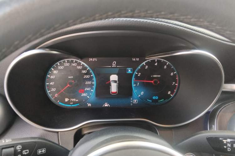 Used Mercedes-Benz GLC 2021 GLC 300 L 4MATIC Dynamic Model Instrument Cluster