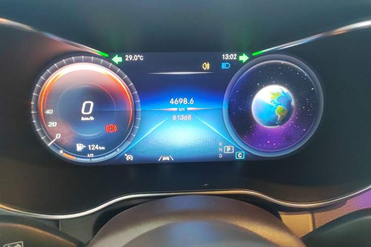 Used Mercedes-Benz GLC 2021 GLC 300 L 4MATIC Dynamic Model Instrument Cluster