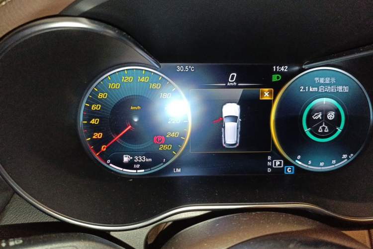 Used Mercedes-Benz GLC 2021 GLC 260 L 4MATIC Luxury Model Instrument Cluster