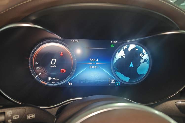 Used Mercedes-Benz GLC 2021 GLC 260 L 4MATIC Dynamic Edition Instrument Cluster