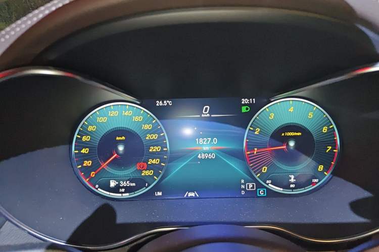 Used Mercedes-Benz GLC 2021 GLC 300 L 4MATIC Luxury Model Instrument Cluster