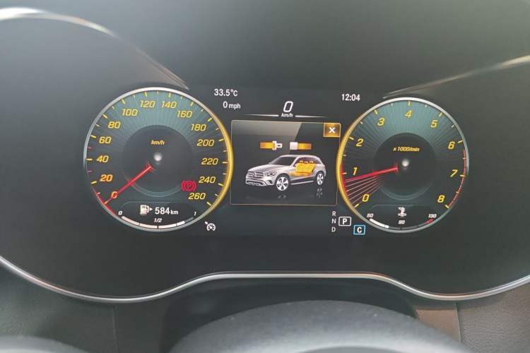 Used Mercedes-Benz GLC 2021 GLC 260 L 4MATIC Luxury Model Instrument Cluster