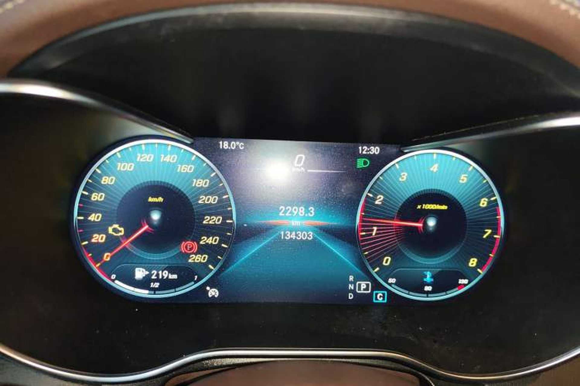 Used Mercedes-Benz GLC 2021 GLC 260 L 4MATIC Dynamic Edition Instrument Cluster