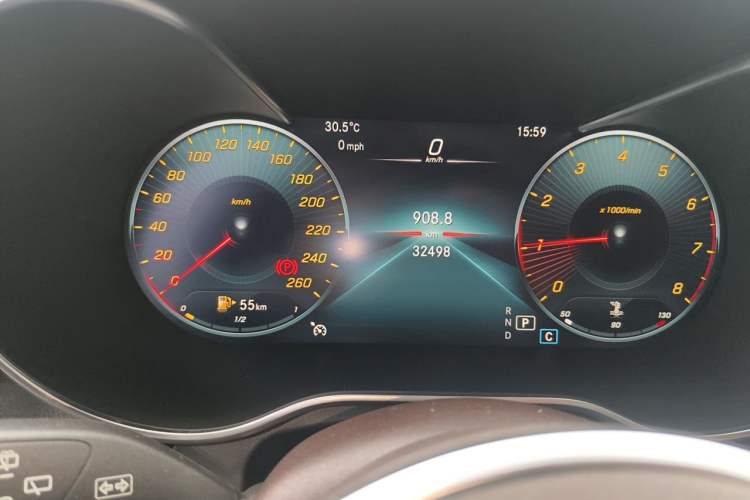 Used Mercedes-Benz GLC 2021 GLC 260 L 4MATIC Luxury Model Instrument Cluster