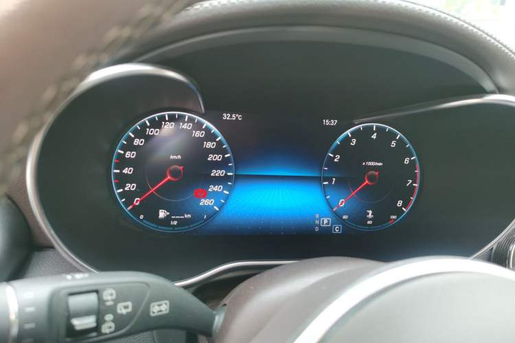 Used Mercedes-Benz GLC 2021 GLC 260 L 4MATIC Luxury Model Instrument Cluster
