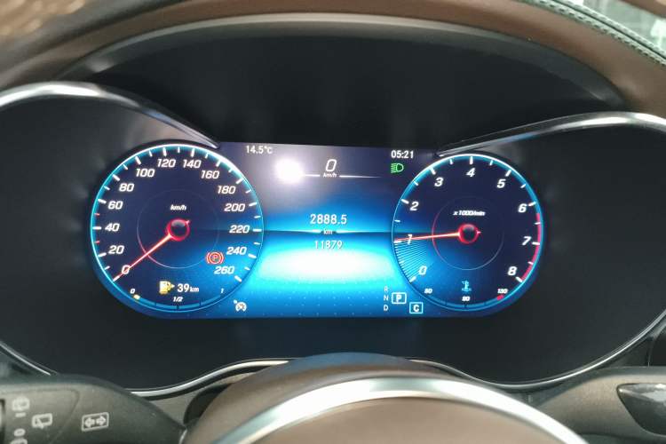 Used Mercedes-Benz GLC 2021 GLC 260 L 4MATIC Luxury Model Instrument Cluster