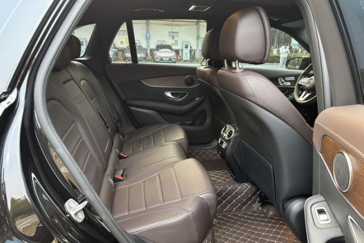 Used Mercedes-Benz GLC 2021 GLC 260 L 4MATIC Luxury Model Interior 1