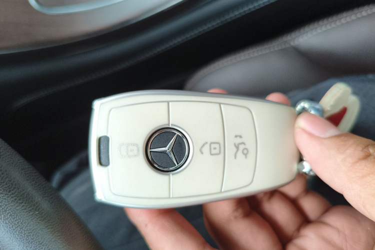 Used Mercedes-Benz GLC 2021 GLC 300 L 4MATIC Dynamic Model Interior 1