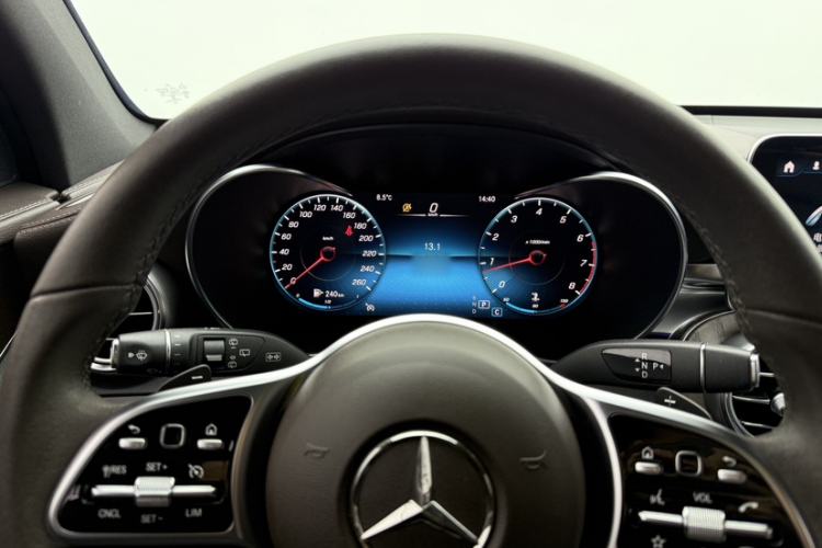 Used Mercedes-Benz GLC 2021 GLC 260 L 4MATIC Luxury Model Interior 1
