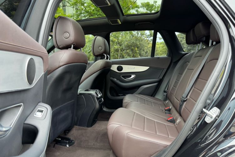 Used Mercedes-Benz GLC 2021 GLC 260 L 4MATIC Dynamic Edition Interior 1