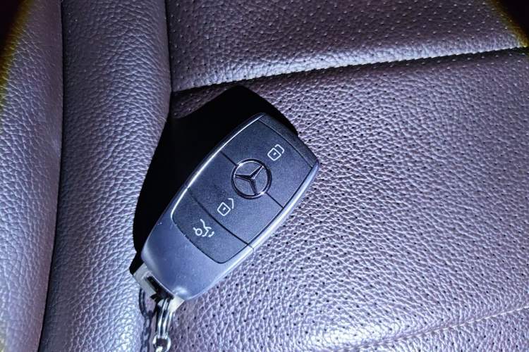 Used Mercedes-Benz GLC 2021 GLC 260 L 4MATIC Luxury Model Interior 1