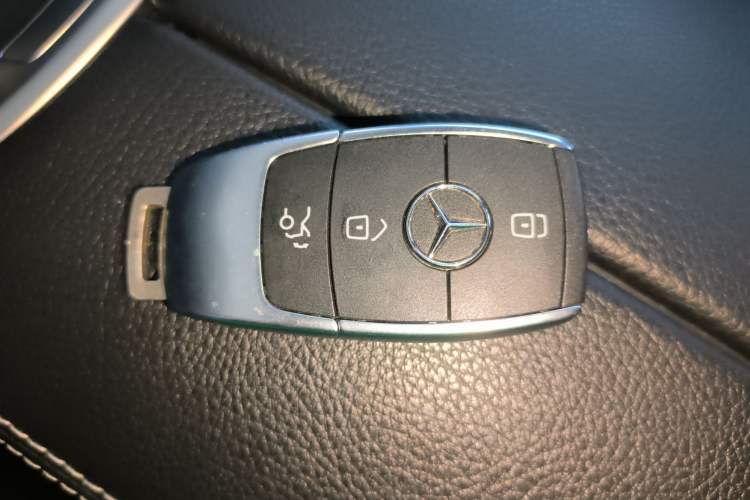 Used Mercedes-Benz GLC 2021 GLC 260 L 4MATIC Dynamic Edition Interior 1