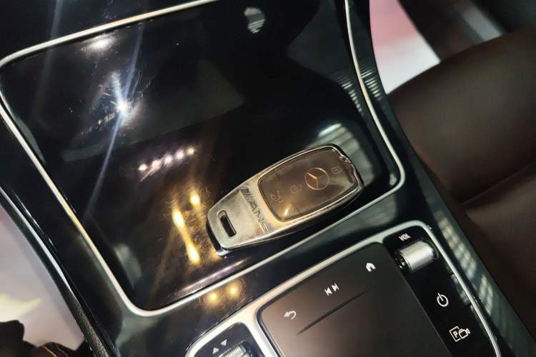 Used Mercedes-Benz GLC 2021 GLC 260 L 4MATIC Dynamic Edition Interior 1
