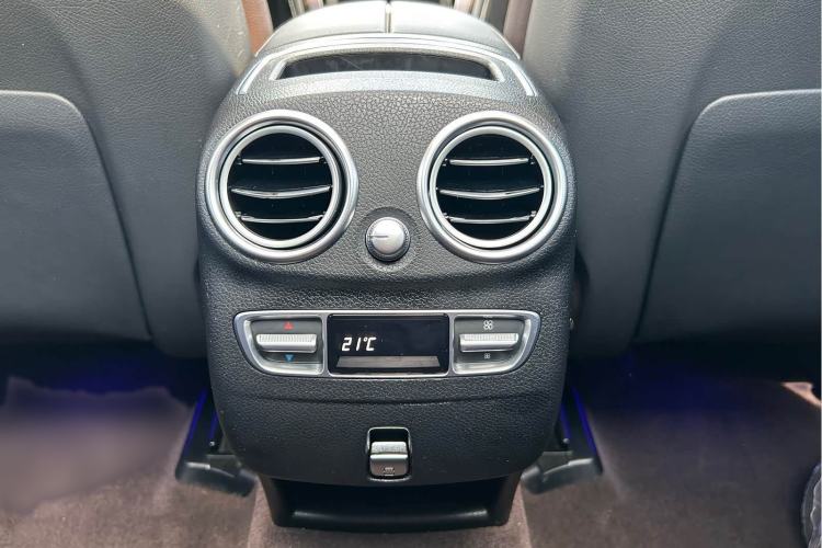 Used Mercedes-Benz GLC 2021 GLC 300 L 4MATIC Dynamic Model Interior 12