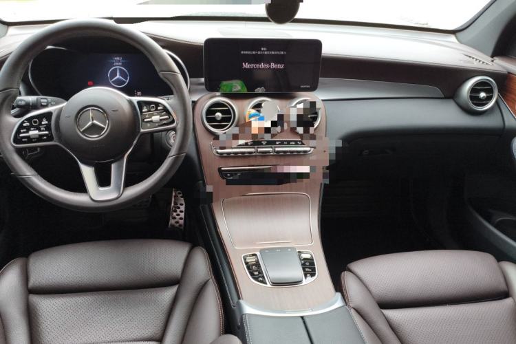 Used Mercedes-Benz GLC 2021 GLC 300 L 4MATIC Dynamic Model Interior 2