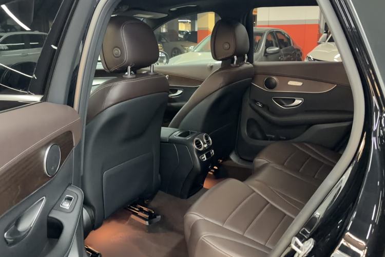 Used Mercedes-Benz GLC 2021 GLC 260 L 4MATIC Luxury Model Interior 2