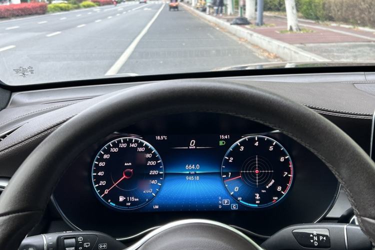 Used Mercedes-Benz GLC 2021 GLC 260 L 4MATIC Dynamic Edition Interior 2