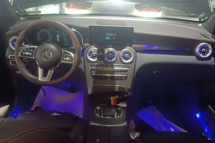 Used Mercedes-Benz GLC 2021 GLC 260 L 4MATIC Luxury Model Interior 2