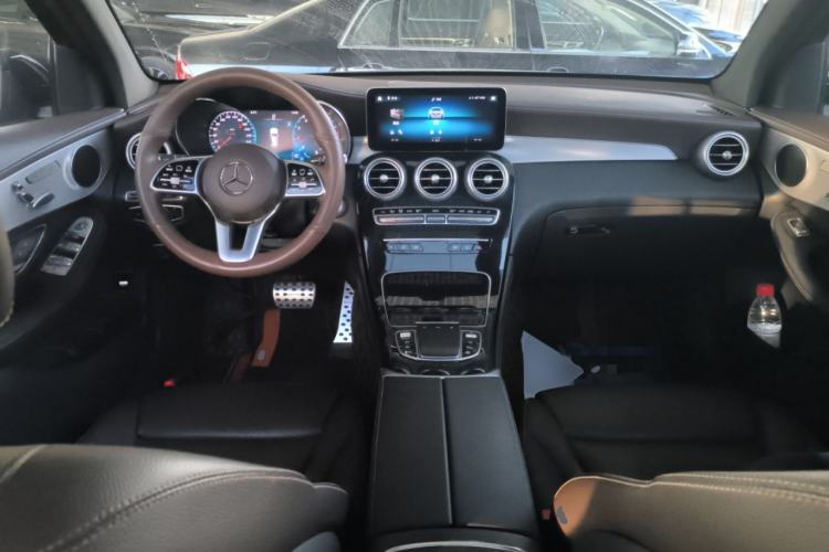 Used Mercedes-Benz GLC 2021 GLC 260 L 4MATIC Dynamic Edition Interior 2