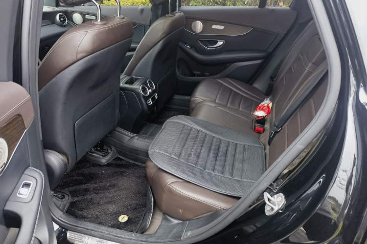 Used Mercedes-Benz GLC 2021 GLC 260 L 4MATIC Luxury Model Interior 2
