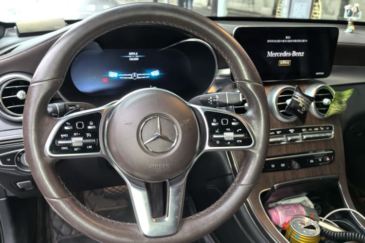Used Mercedes-Benz GLC 2021 GLC 300 L 4MATIC Dynamic Model Interior 2