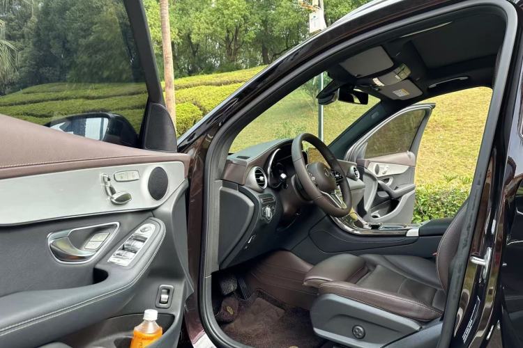 Used Mercedes-Benz GLC 2021 GLC 260 L 4MATIC Dynamic Edition Interior 4