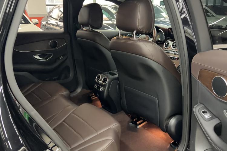 Used Mercedes-Benz GLC 2021 GLC 260 L 4MATIC Luxury Model Interior 4