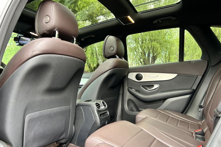 Used Mercedes-Benz GLC 2021 GLC 260 L 4MATIC Dynamic Edition Interior 4