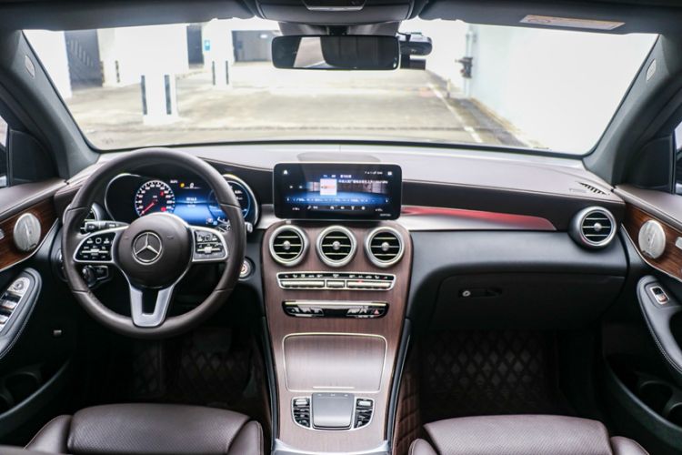 Used Mercedes-Benz GLC 2021 GLC 300 L 4MATIC Dynamic Model Interior 4
