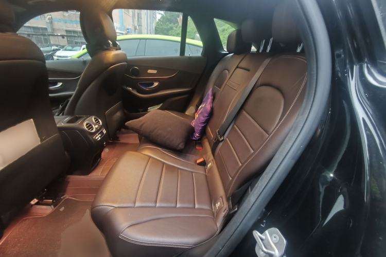 Used Mercedes-Benz GLC 2021 GLC 260 L 4MATIC Luxury Model Interior 4