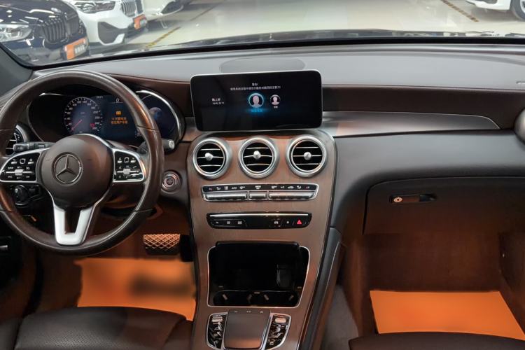 Used Mercedes-Benz GLC 2021 GLC 260 L 4MATIC Luxury Model Interior 5