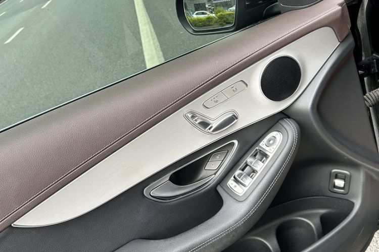 Used Mercedes-Benz GLC 2021 GLC 260 L 4MATIC Dynamic Edition Interior 5