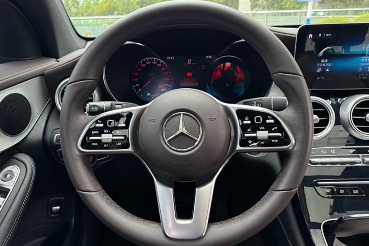Used Mercedes-Benz GLC 2021 GLC 260 L 4MATIC Dynamic Edition Interior 5