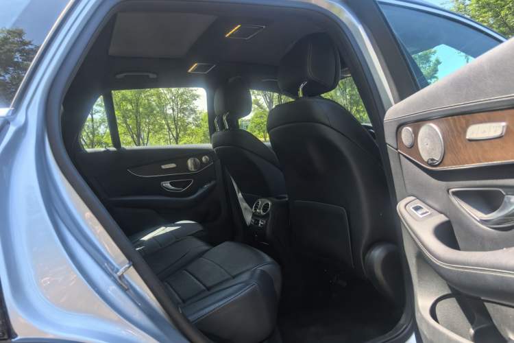 Used Mercedes-Benz GLC 2021 GLC 260 L 4MATIC Luxury Model Interior 5