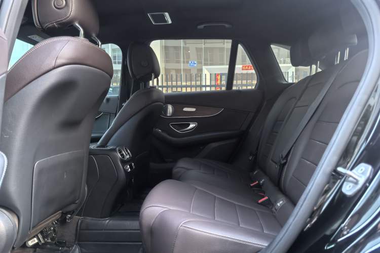 Used Mercedes-Benz GLC 2021 GLC 300 L 4MATIC Dynamic Model Interior 5