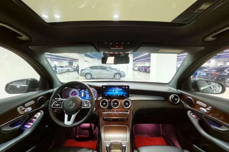 Used Mercedes-Benz GLC 2021 GLC 300 L 4MATIC Dynamic Model Interior 5