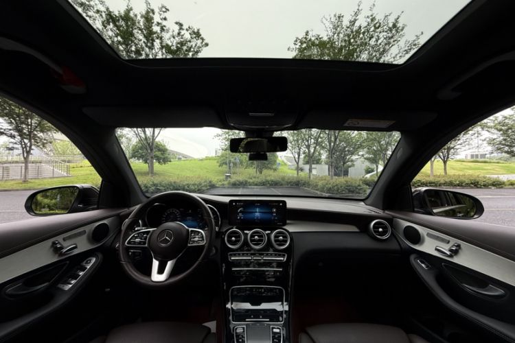Used Mercedes-Benz GLC 2021 GLC 260 L 4MATIC Dynamic Edition Interior 6