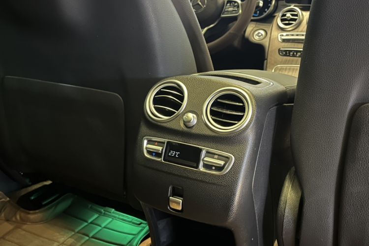 Used Mercedes-Benz GLC 2021 GLC 260 L 4MATIC Luxury Model Interior 6