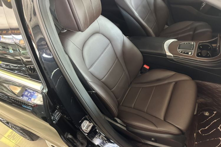Used Mercedes-Benz GLC 2021 GLC 300 L 4MATIC Dynamic Model Interior 7