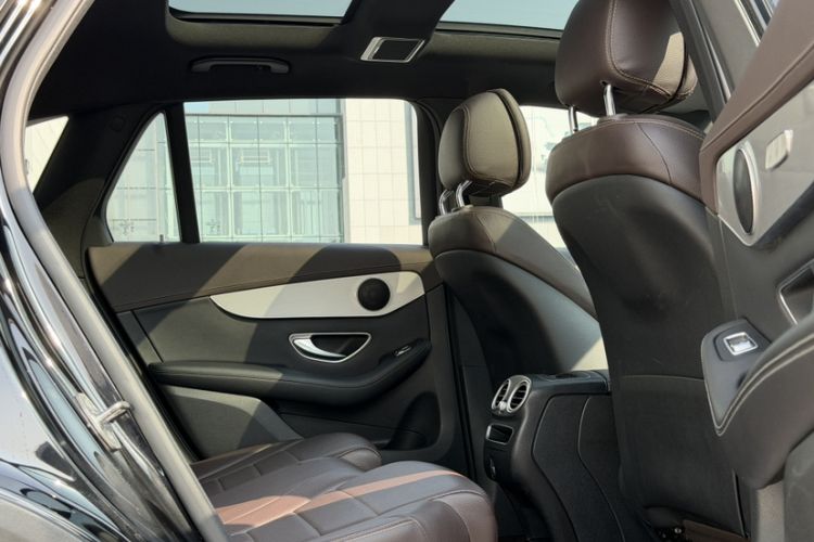 Used Mercedes-Benz GLC 2021 GLC 260 L 4MATIC Dynamic Edition Interior 7
