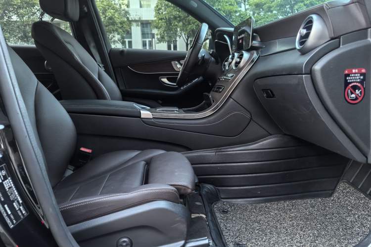 Used Mercedes-Benz GLC 2021 GLC 300 L 4MATIC Dynamic Model Interior 7
