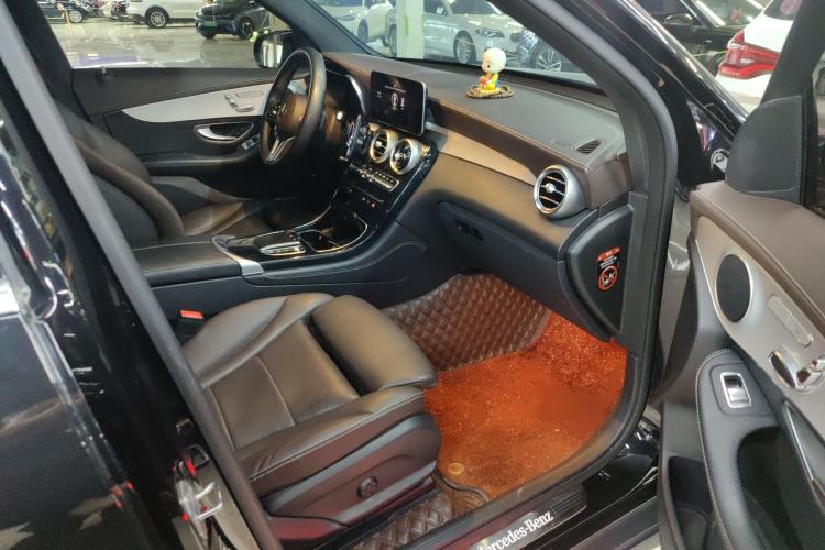 Used Mercedes-Benz GLC 2021 GLC 260 L 4MATIC Dynamic Edition Interior 8