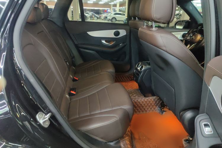 Used Mercedes-Benz GLC 2021 GLC 260 L 4MATIC Dynamic Edition Interior 9