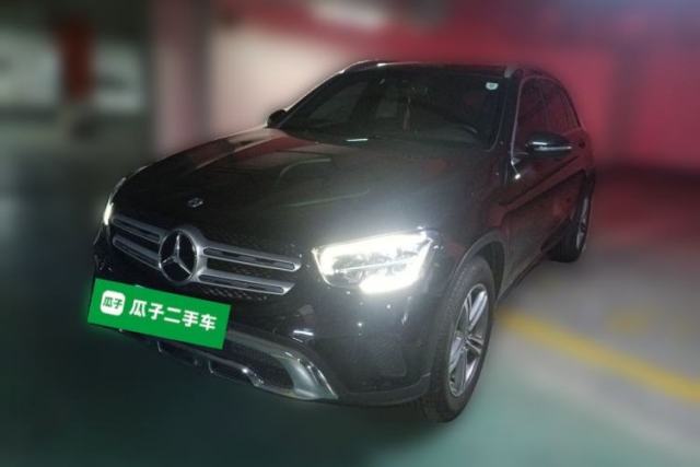 Ojetý Mercedes-Benz GLC 2021 GLC 260 L 4MATIC Dynamic Edition