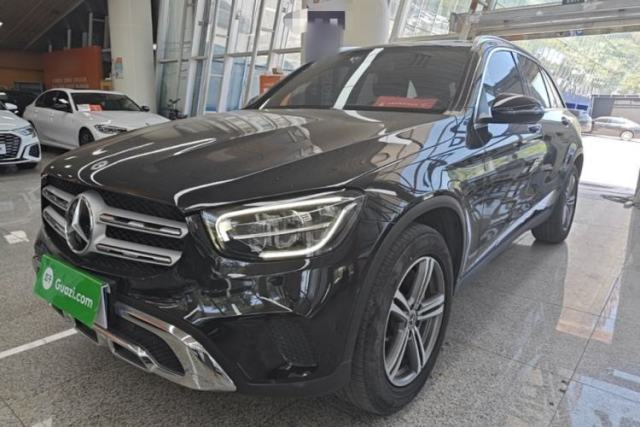 Ojetý Mercedes-Benz GLC 2021 GLC 260 L 4MATIC Dynamic Edition